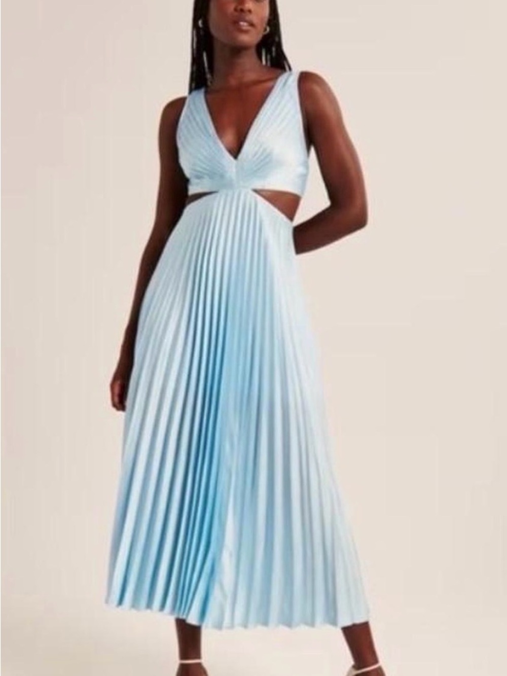 Abercrombie & Fitch Light Blue Pleated V‑Neck Cutout Midi Dress